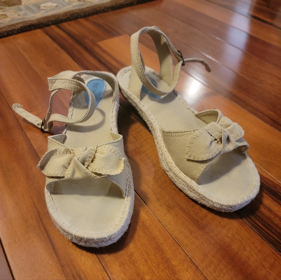 women's fitzwell platflorm sandals - Picture 2 of 3